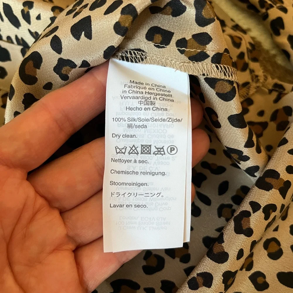 J Crew Silk Button Up Shirt in Leopard 4 - Picture 8 of 8